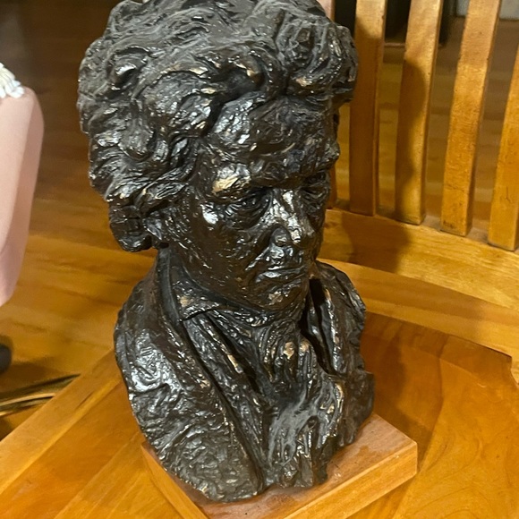 Vintage 1960s Beethoven Hand sculptured Austin Productions Statue on wood signed - Picture 4 of 12